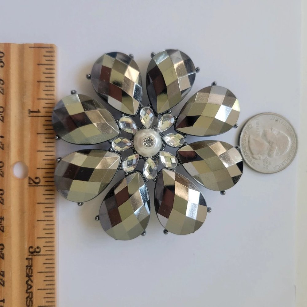 Brooch Pin - Picture 4 of 4